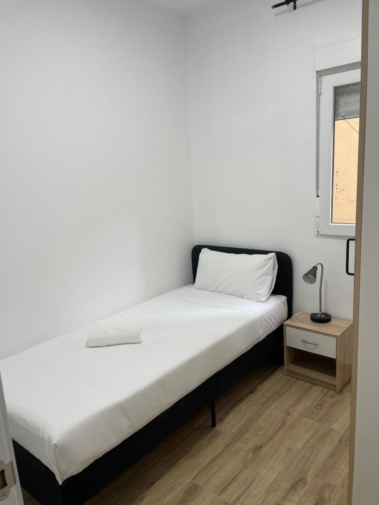 Tarradellas Sants Estació *