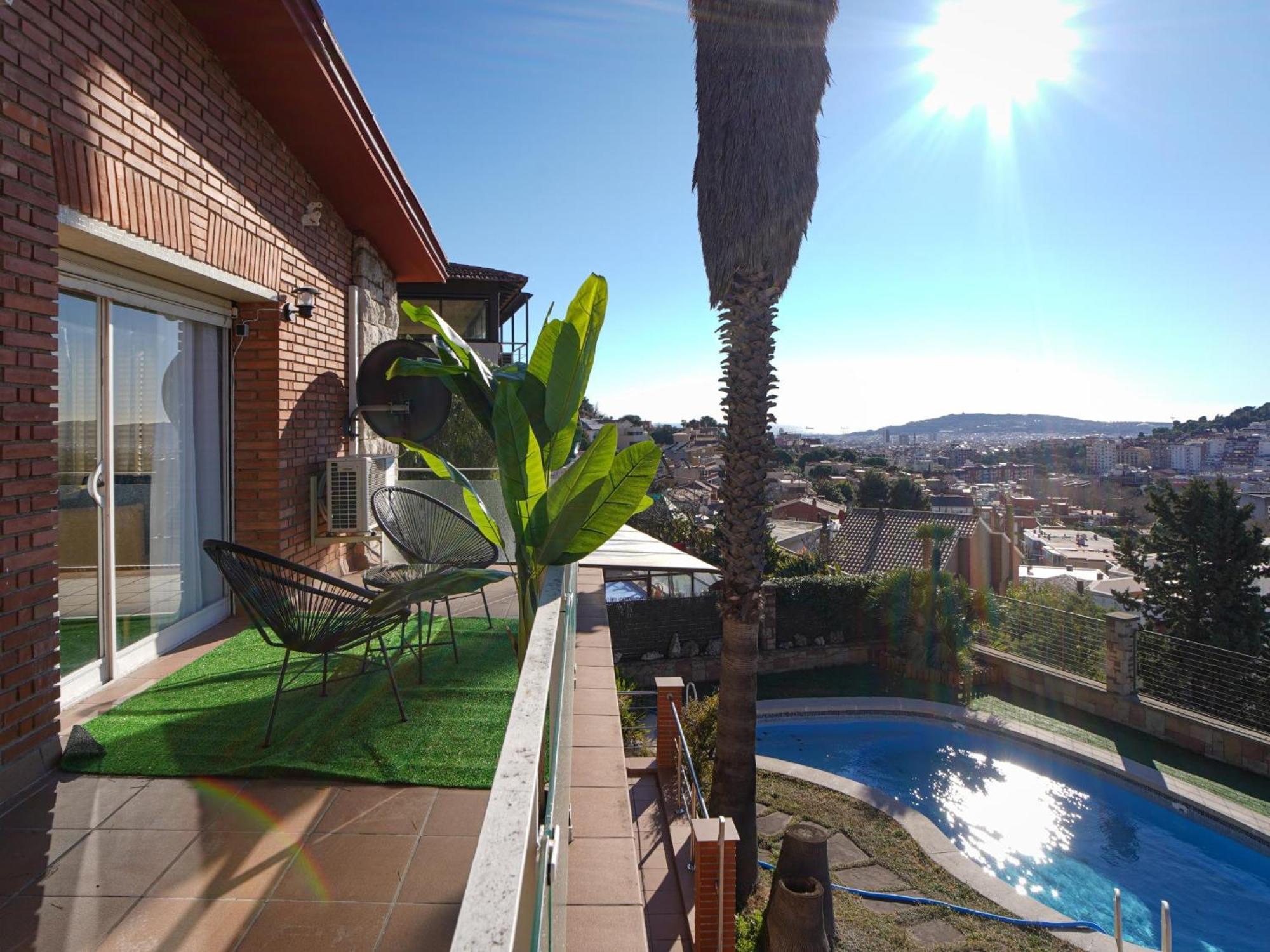 Сasa de vacaciones Bed Bcn Hills House