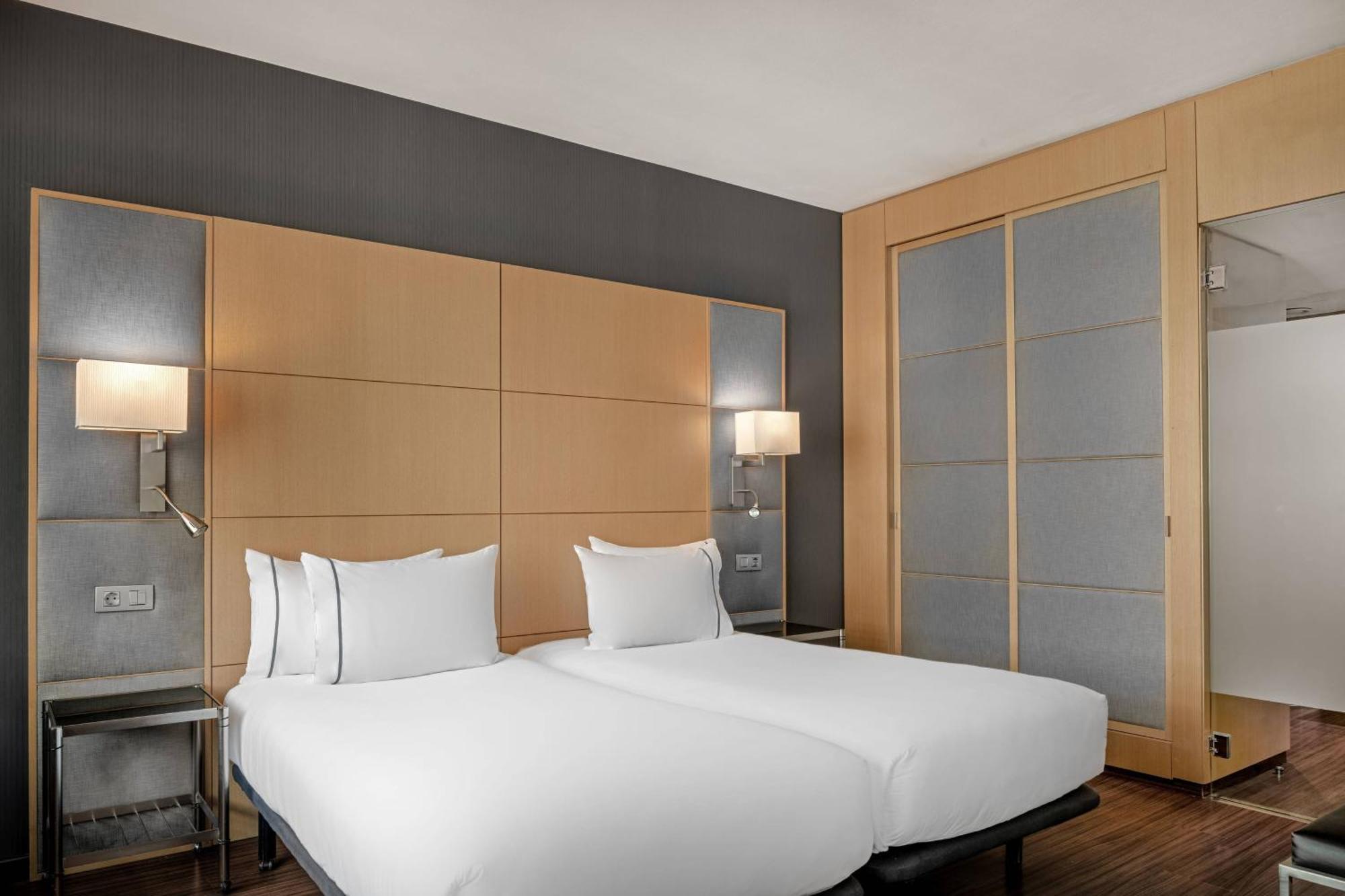 Hotel Ac Victoria By Marriott