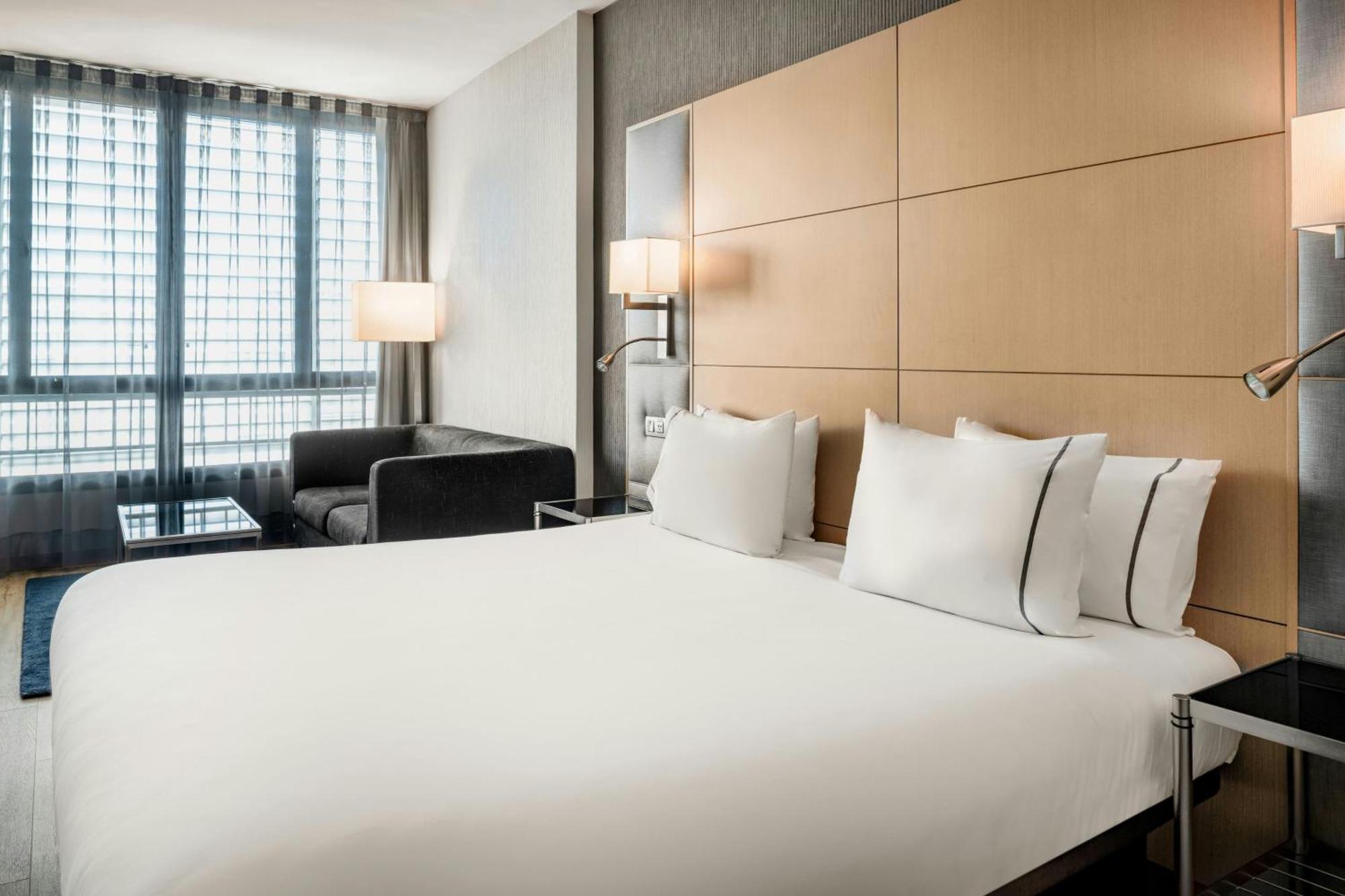 Ac Victoria By Marriott Hotel