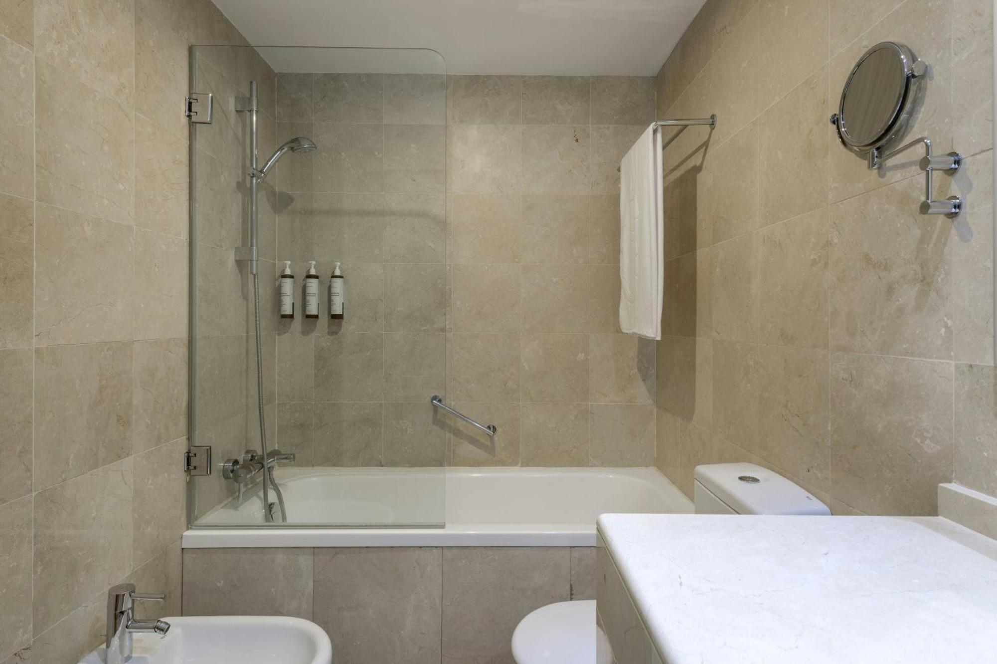 Hotel Ac Victoria By Marriott 4*