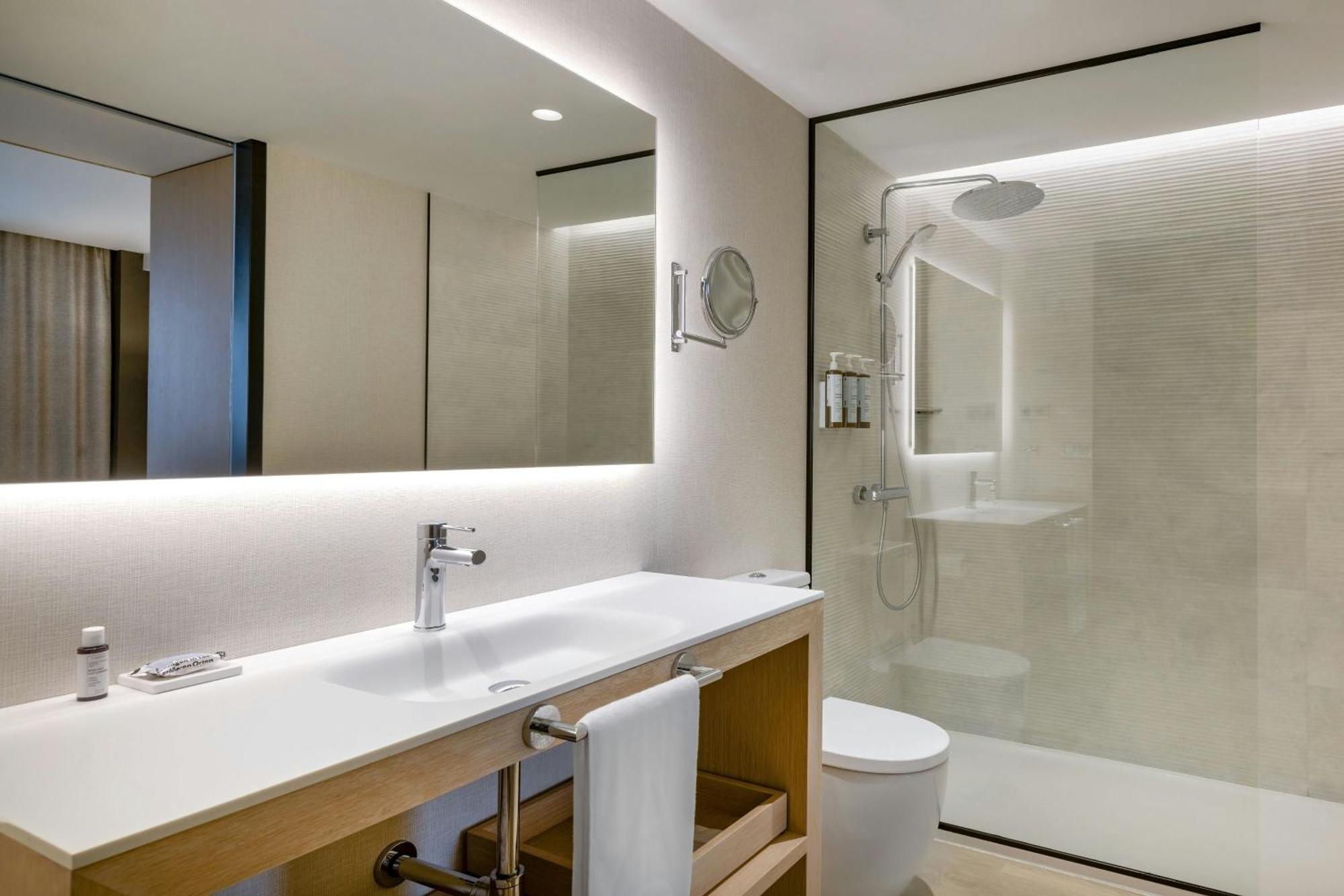 Ac Victoria By Marriott Hotel Barcelona