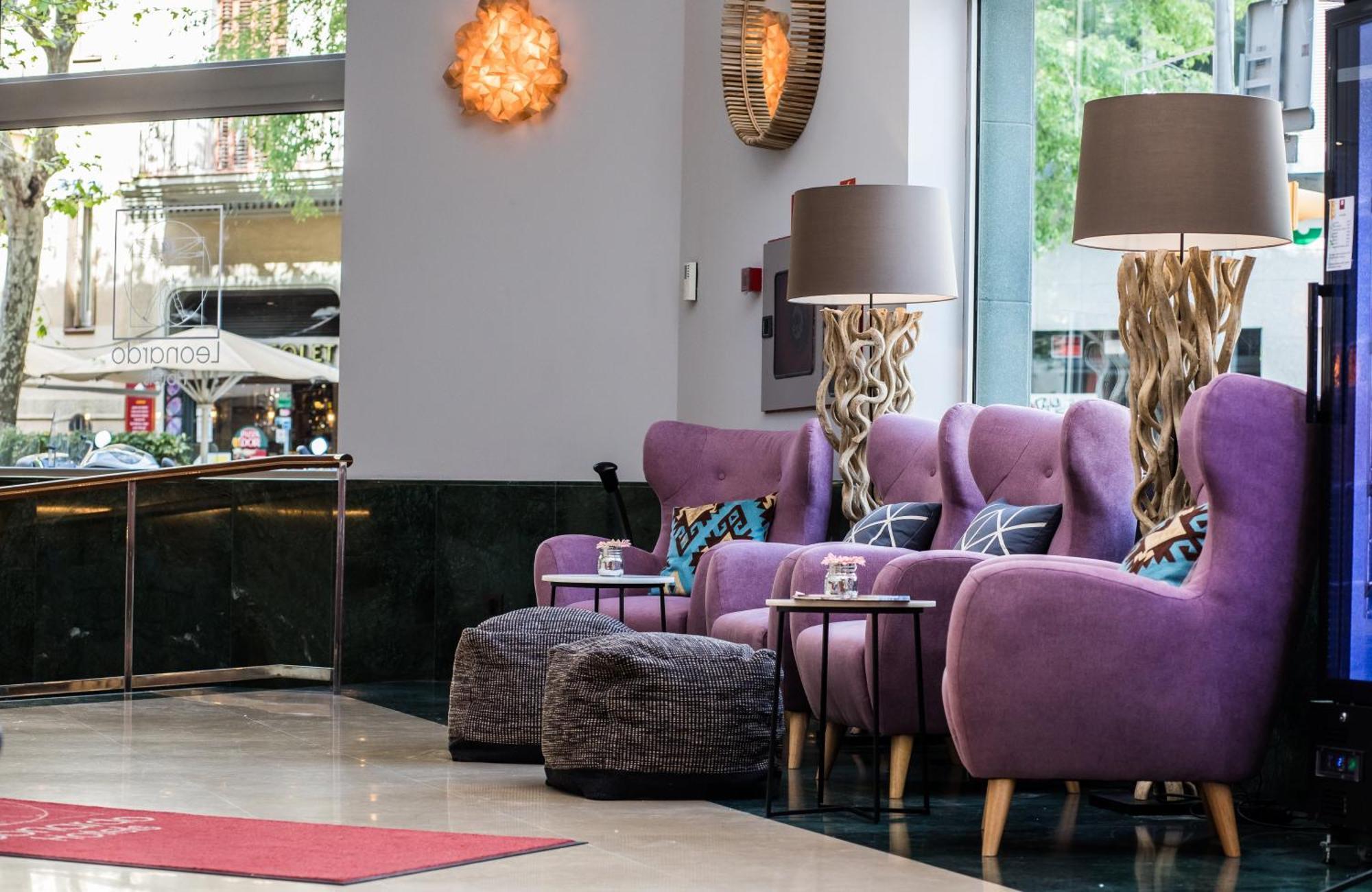 Hotel Leonardo Gran Via 3*
