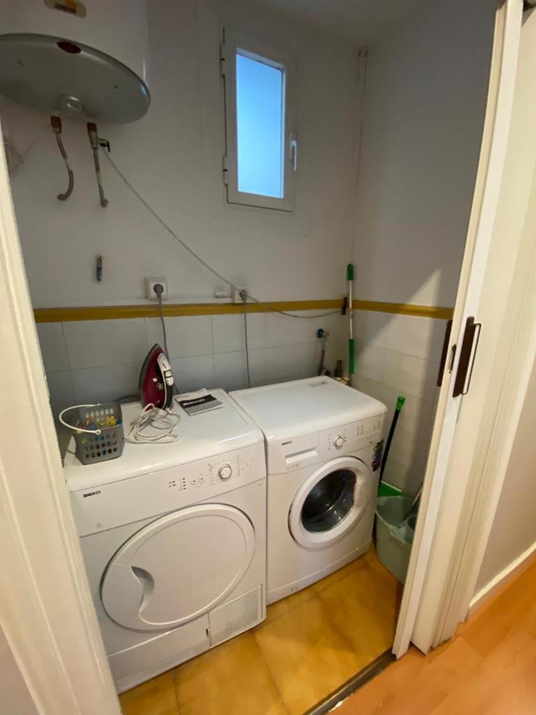 555 Bcn Apartment *