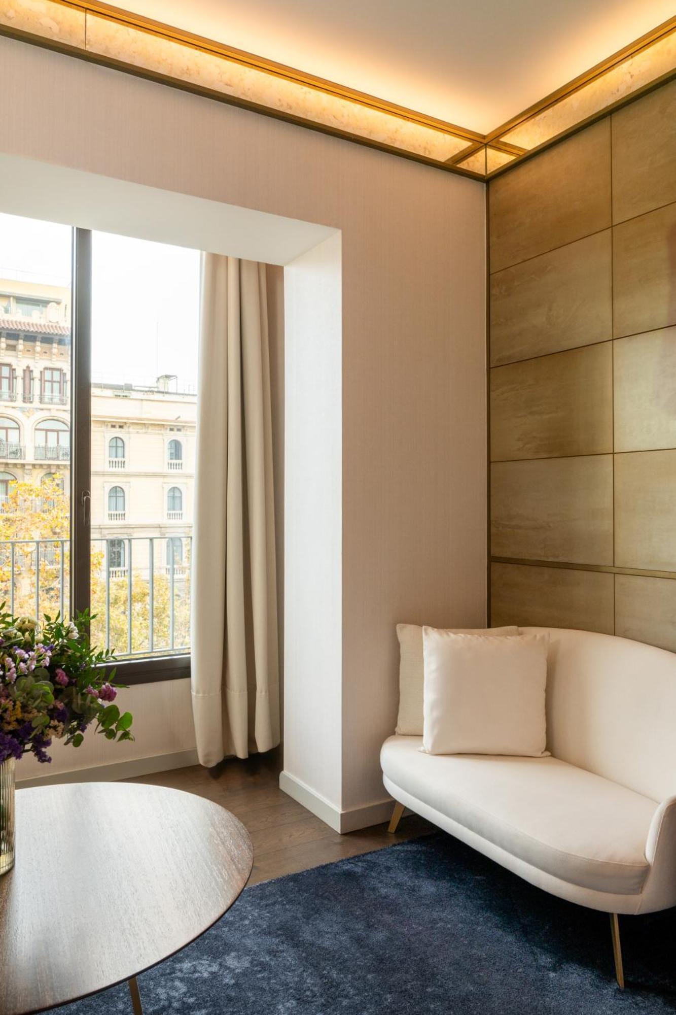 Hotel Almanac 5*