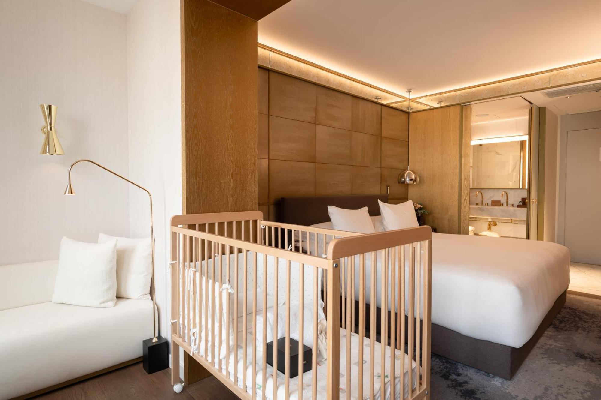 Hotel Almanac 5*