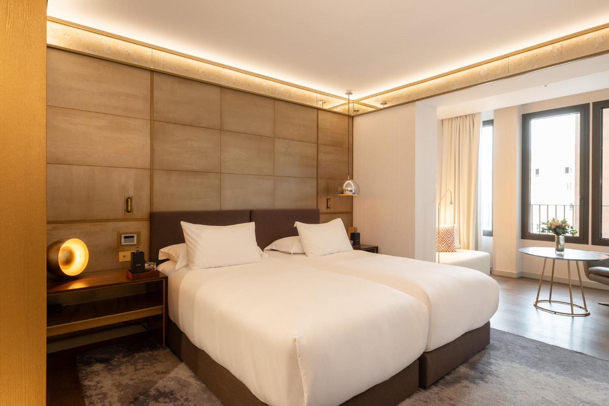 Hotel Almanac