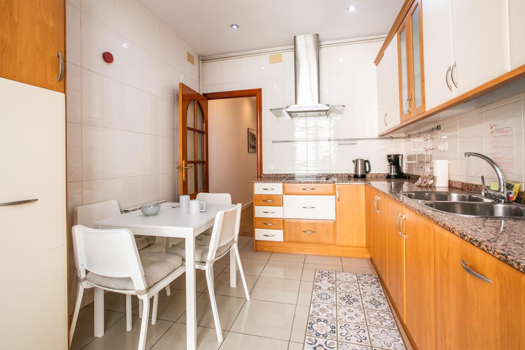 Apartamento 42ara1026 - Spacious In Eixample Barcelona