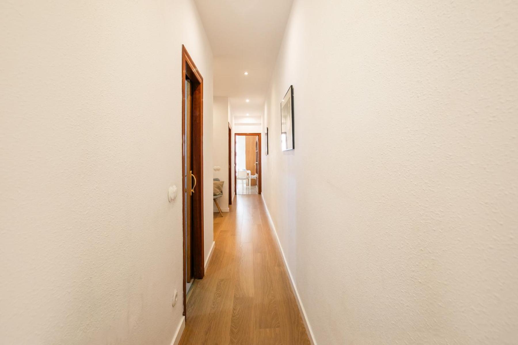 42ara1026 - Spacious In Eixample Apartamento Barcelona