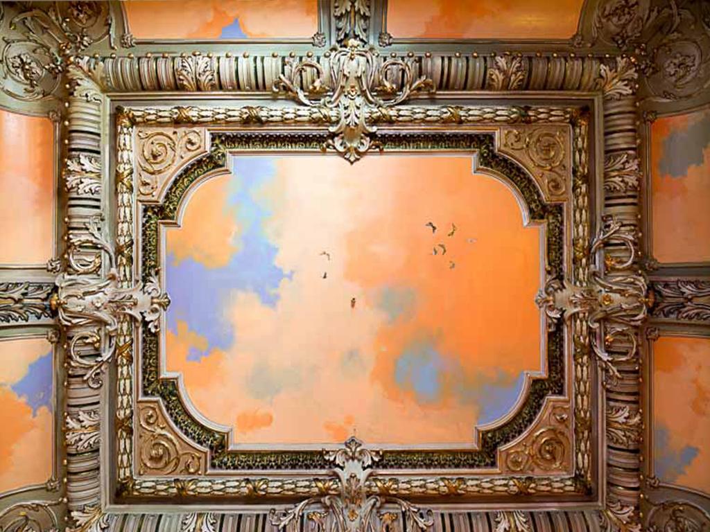 Bed & Art Hostal