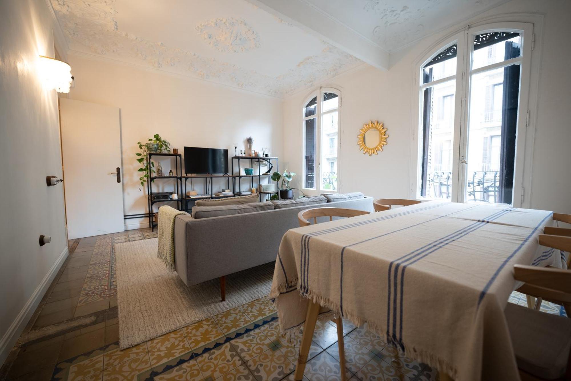 Stylish Retreat In Catalonia Apartamento