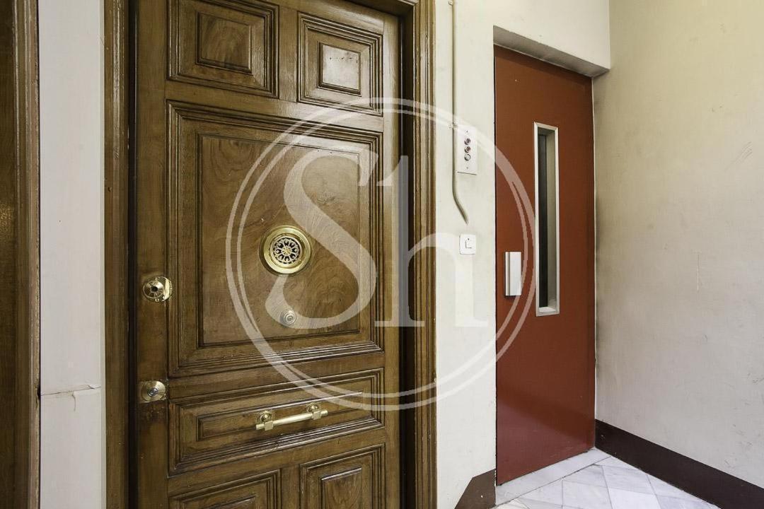 Centar Arago Rambla Apartamento *