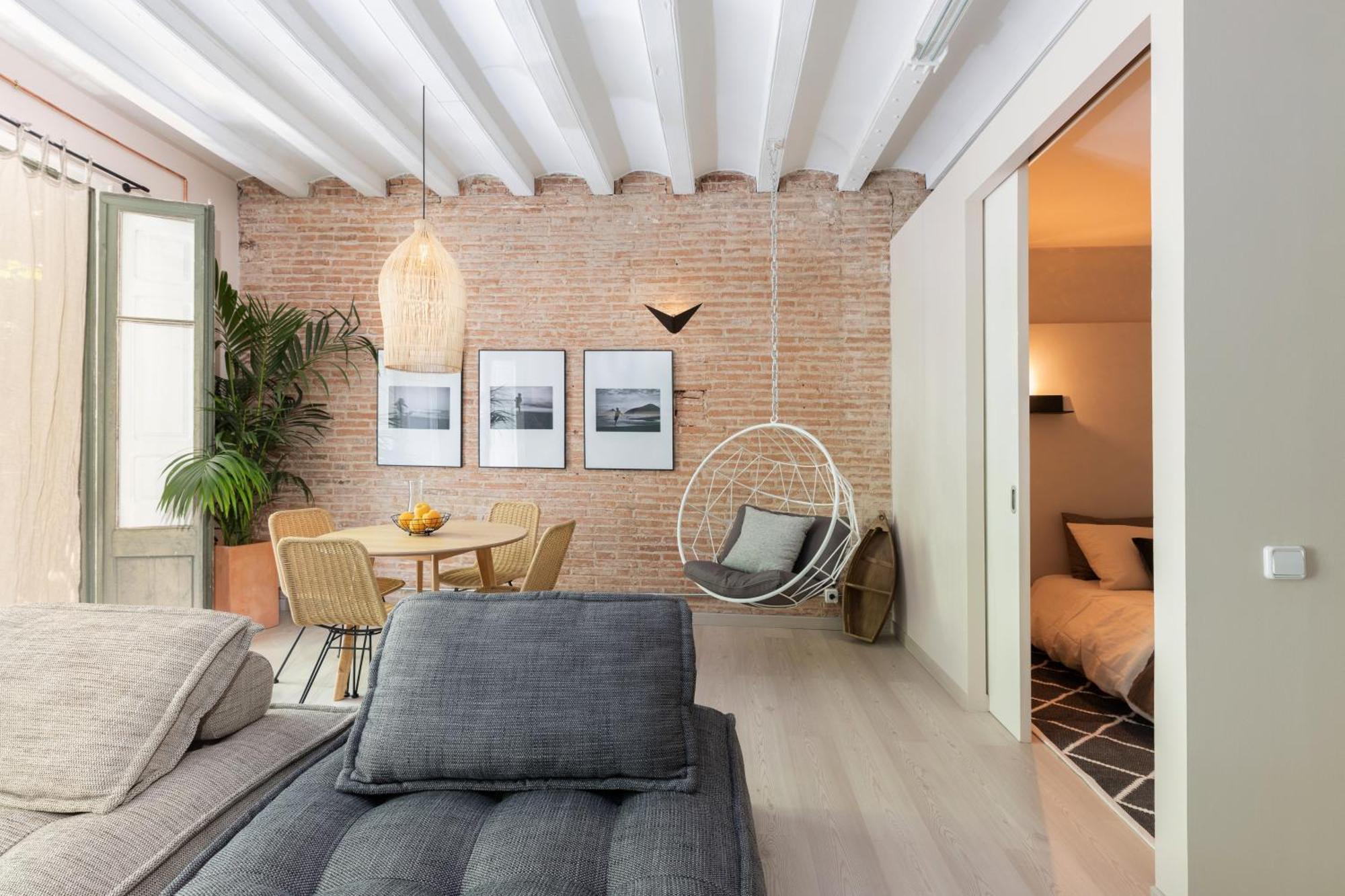 Pipa - Charming One Bedroom With Balcony * Barcelona