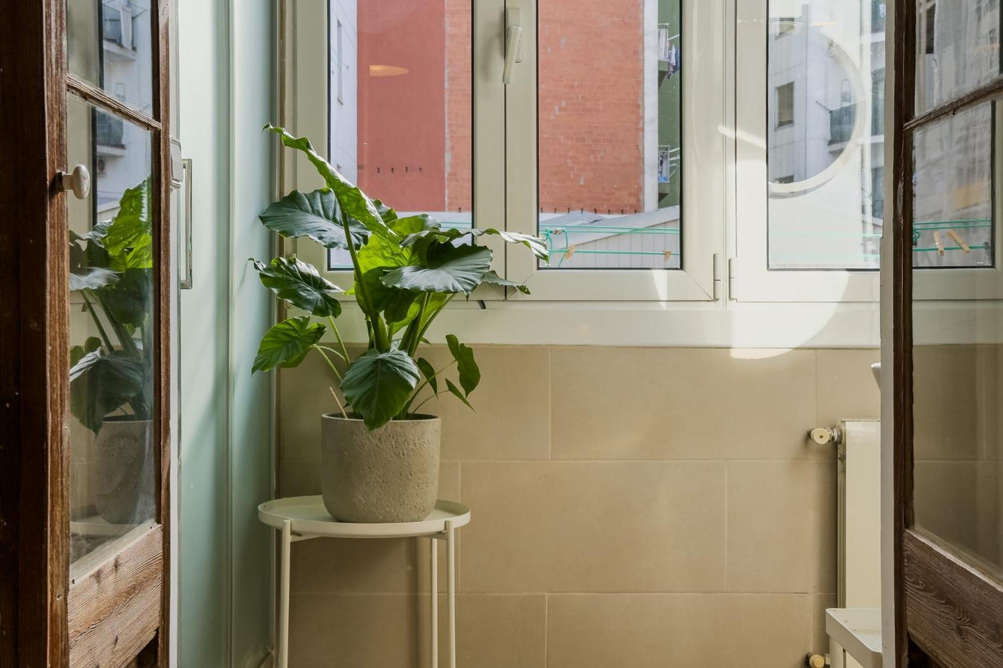 Magalhaes - Trad Flat In Poble Sec, Near Ramblas Apartamento Barcelona