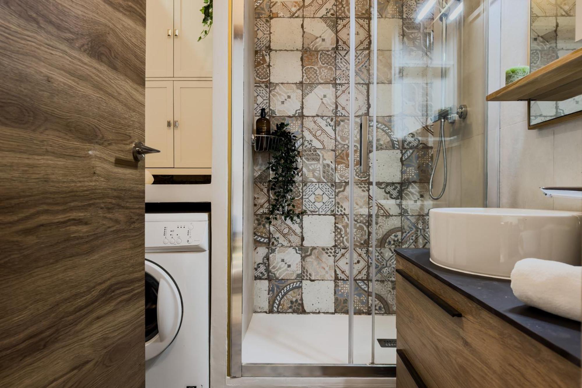 Magalhaes - Trad Flat In Poble Sec, Near Ramblas