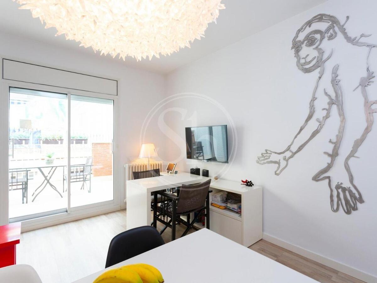 Apartamento Con Terraza Junto A Paseo De Gracia *