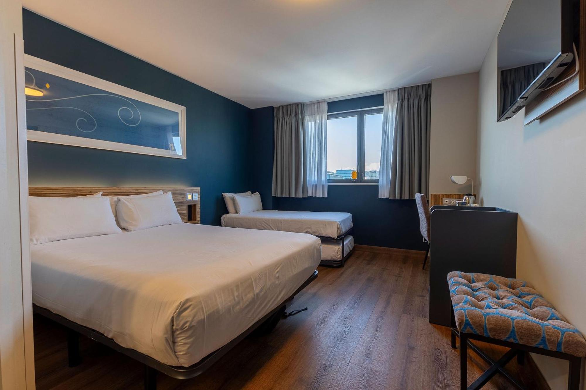 Travelodge Poblenou Hotel