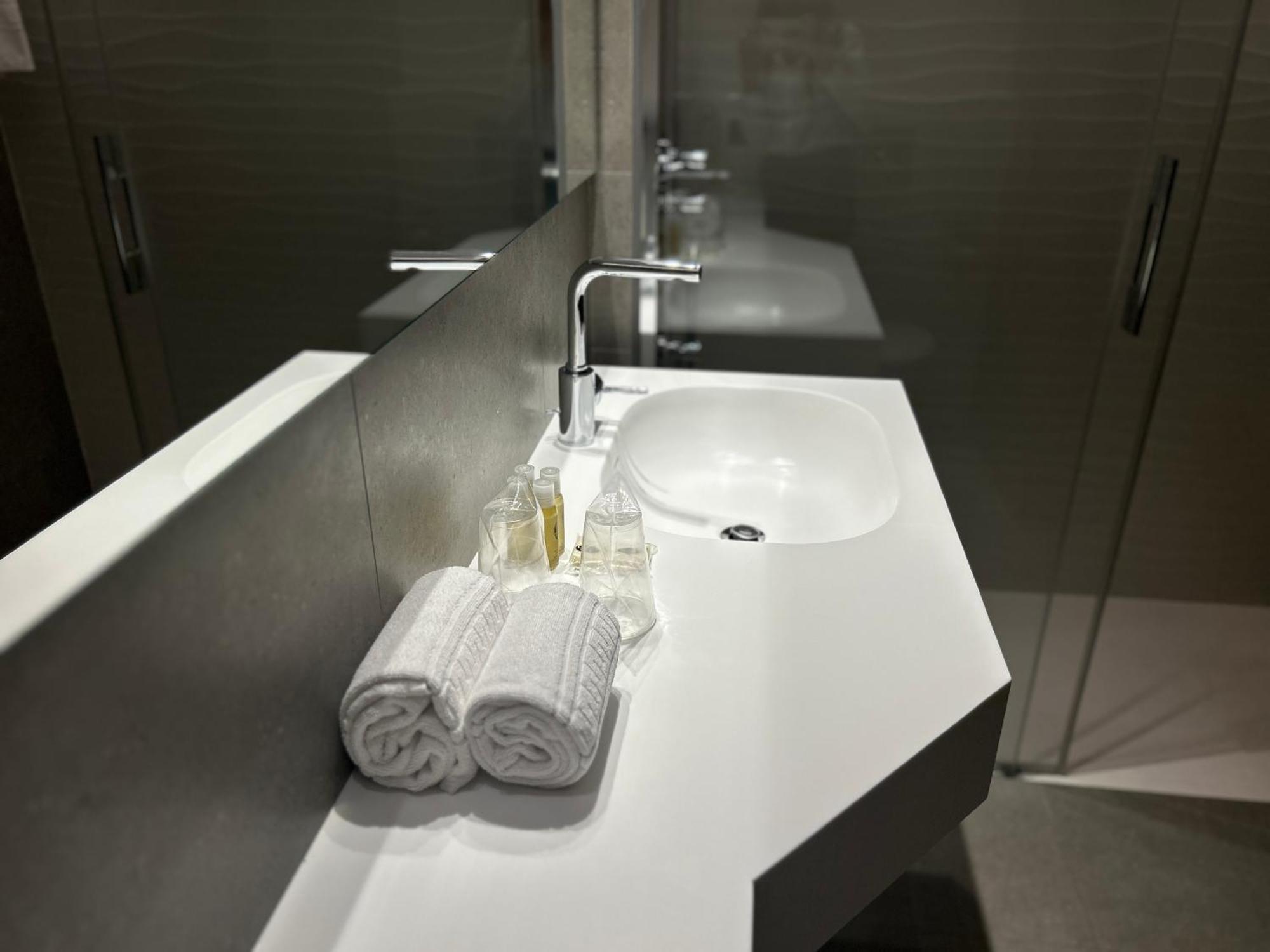 Chi Hotel 3*