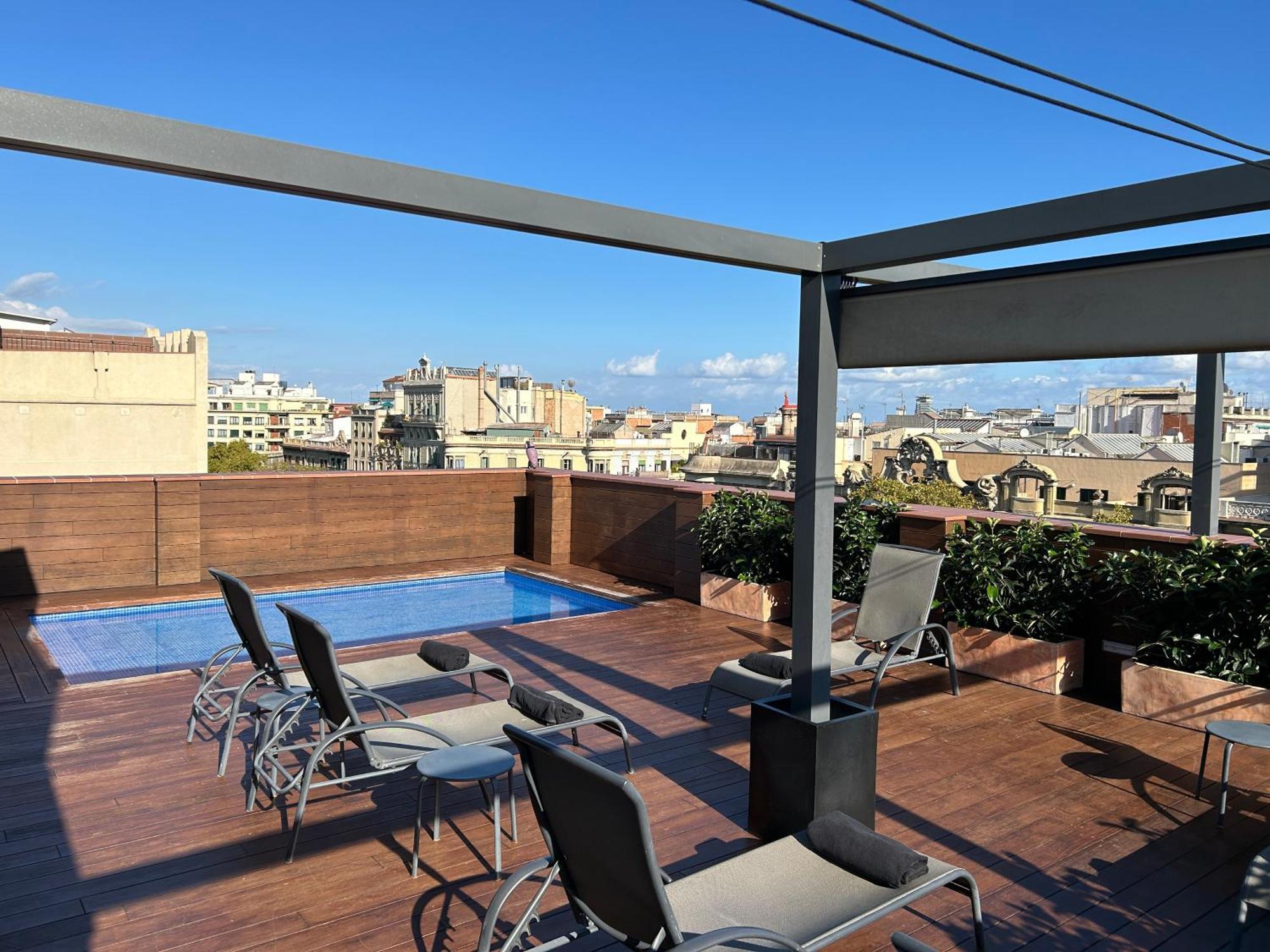 Chi Hotel 3*
