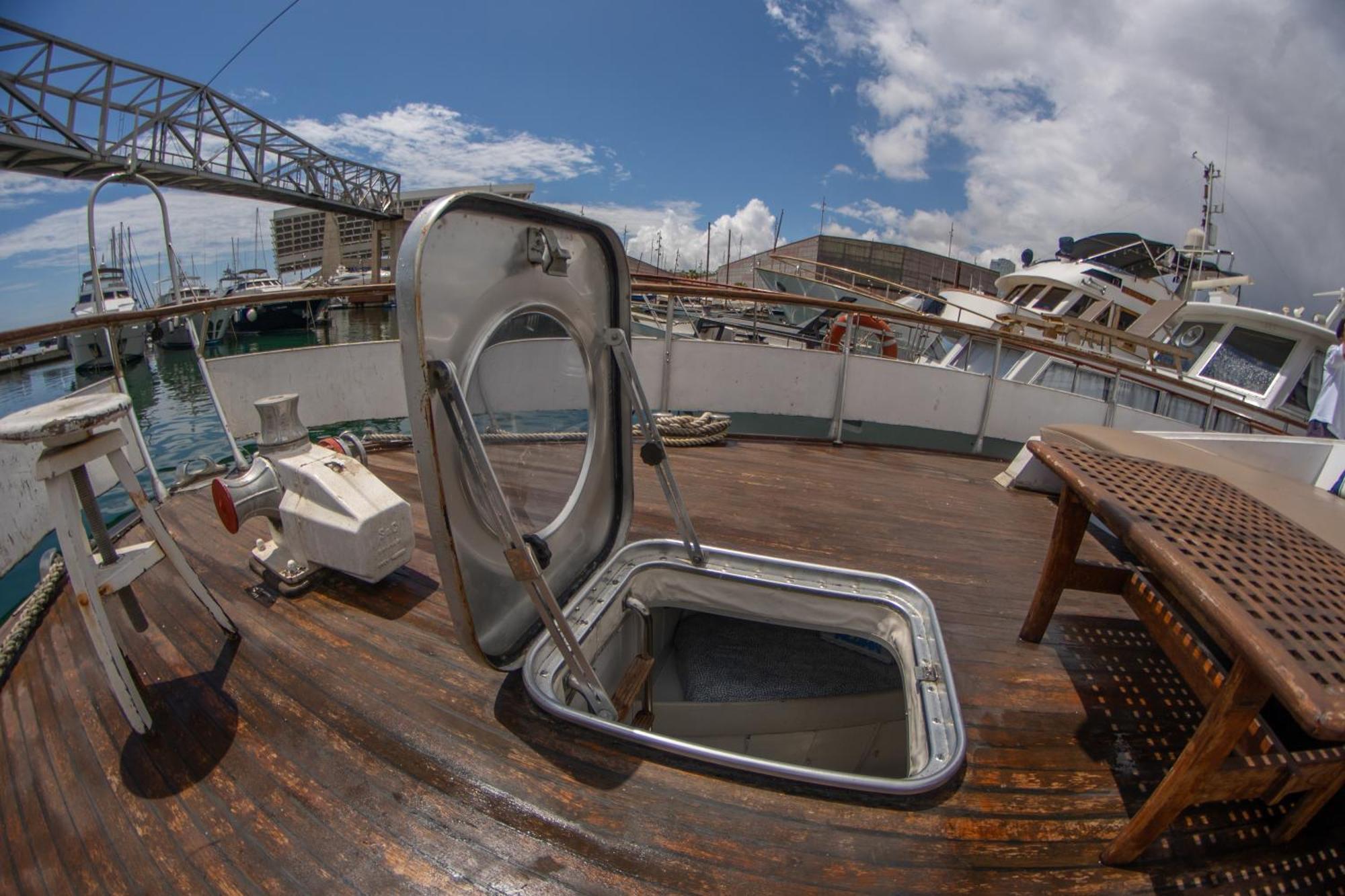Aloha Boat * Barcelona