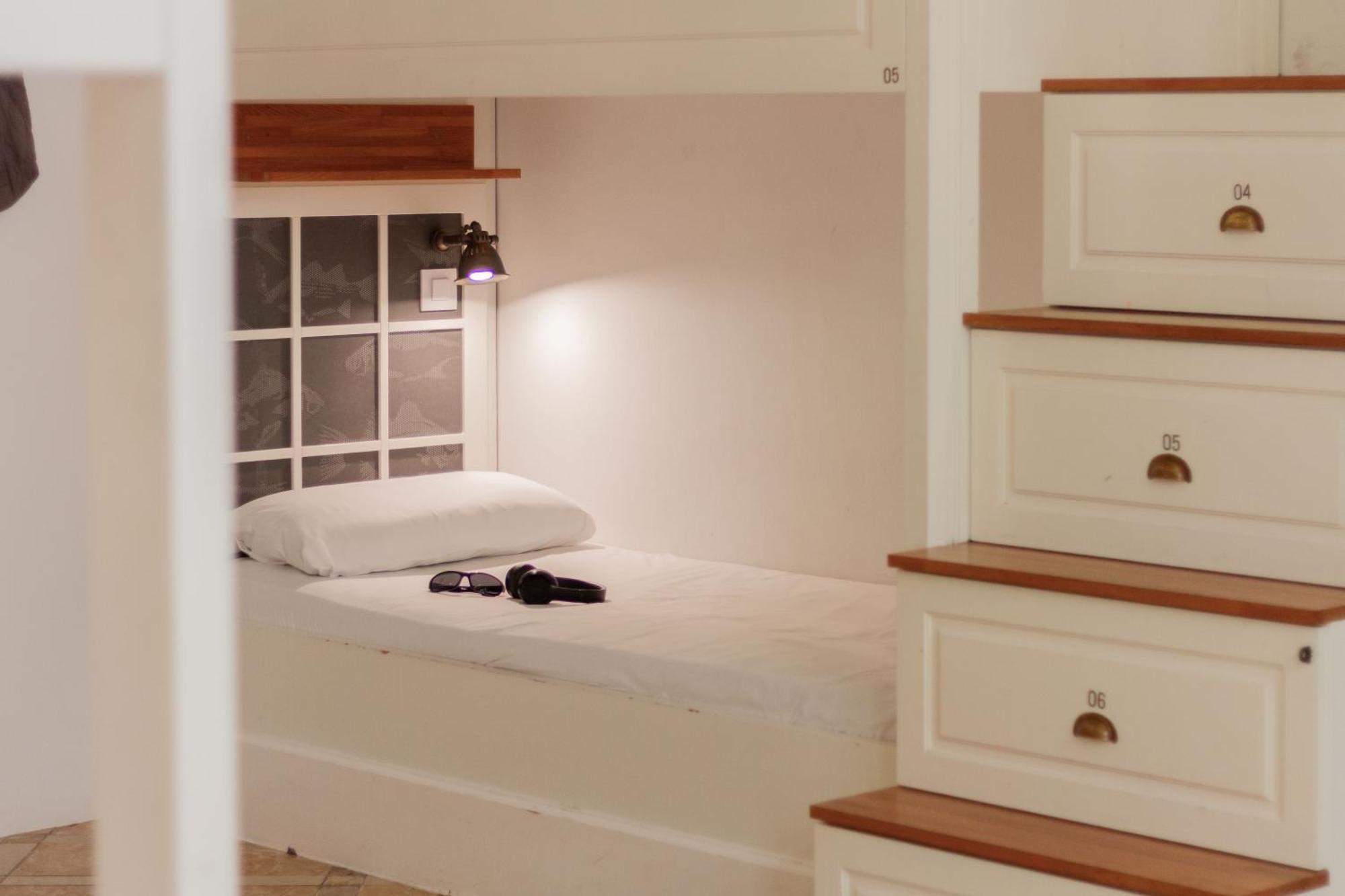 Casa Gracia Hostal *