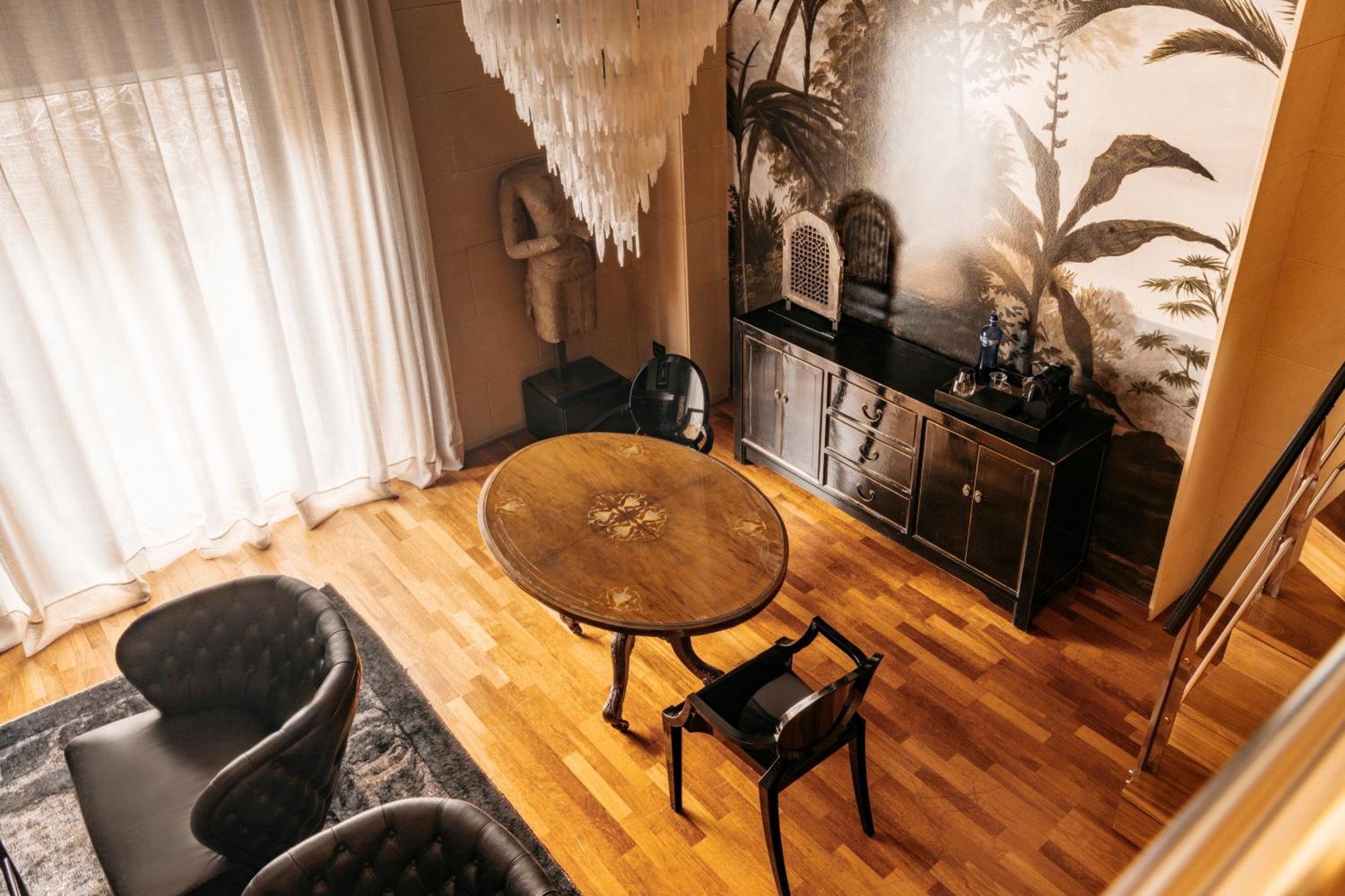 Claris & Gl, A Small Luxury Of The World Hotel Barcelona