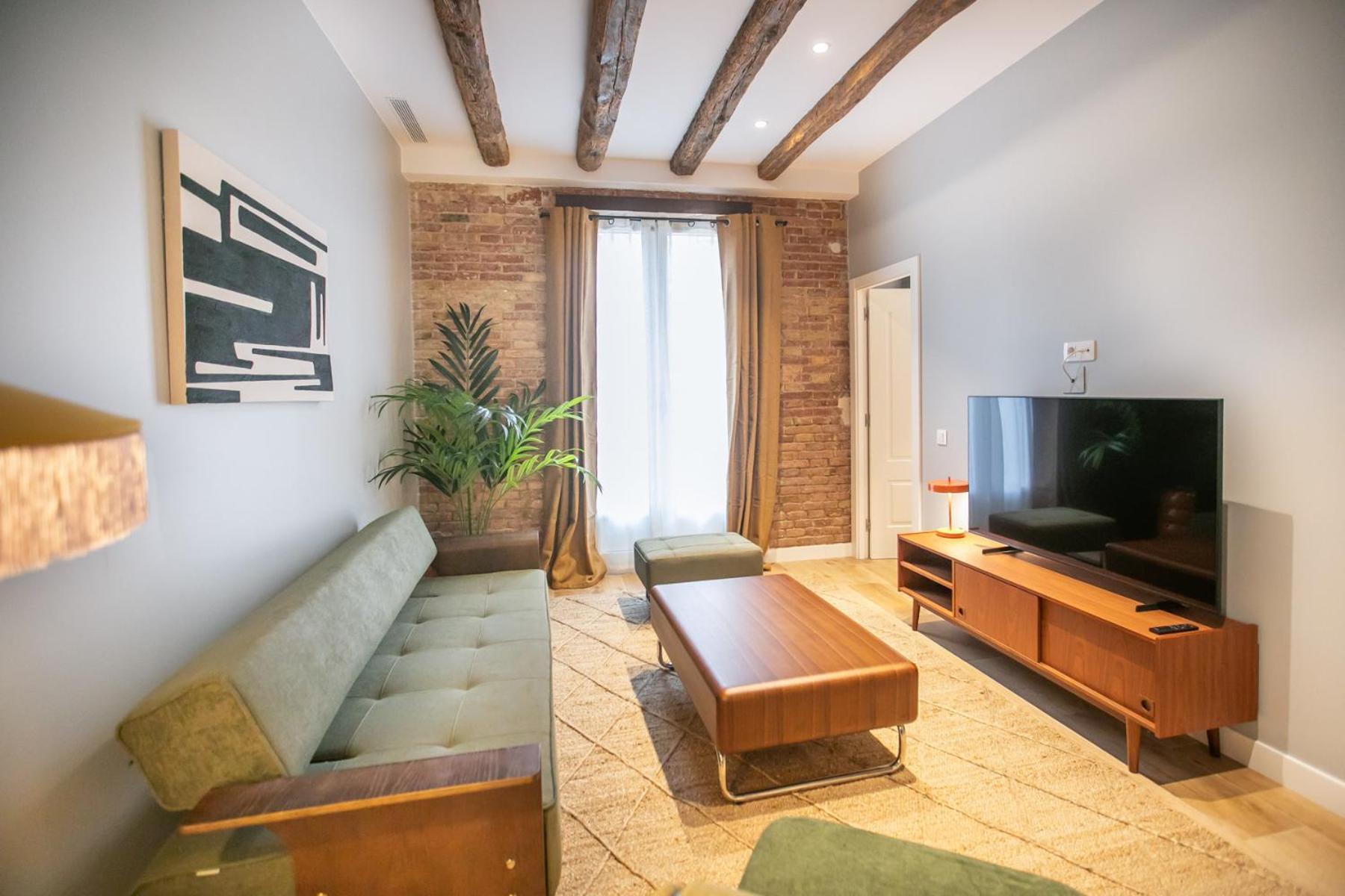 P4mal1053 - Fantastic Sagrada Familia Apartamento *