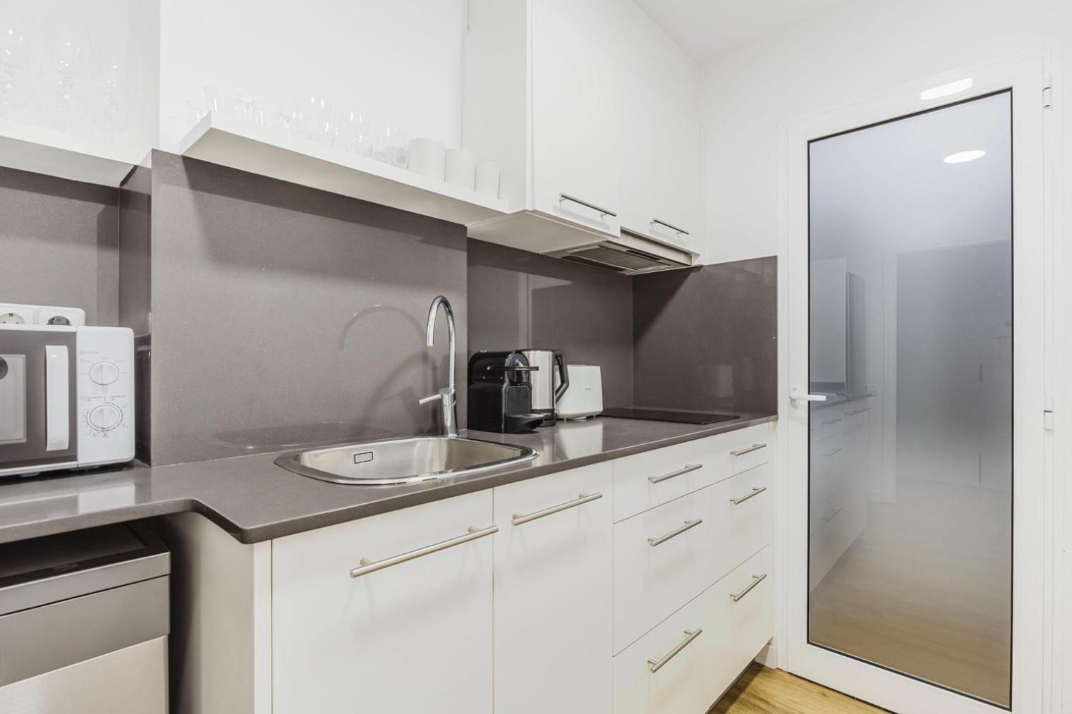 Apartamento Blueground Les Corts Balcony Ac Wd Bcn-157 Barcelona