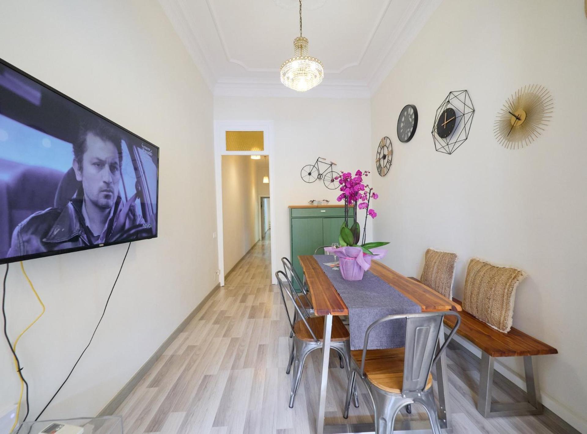Apartment Barcelonaforrent The Living *