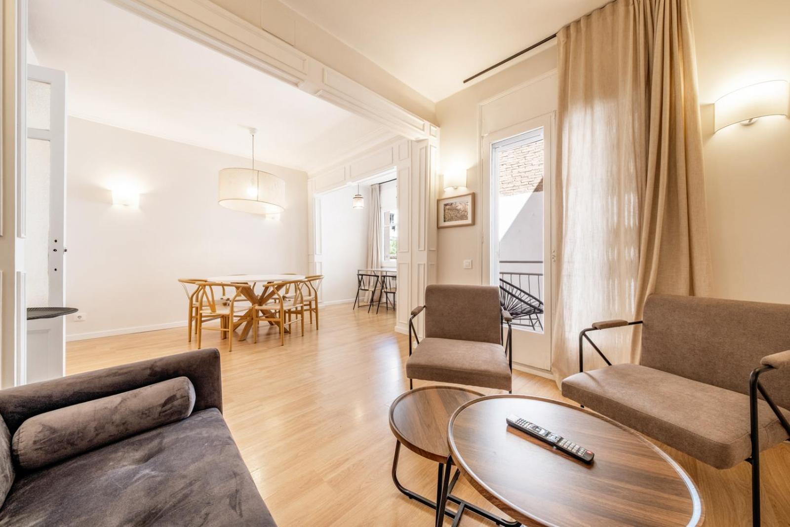 Ainb Sants Apartamento *