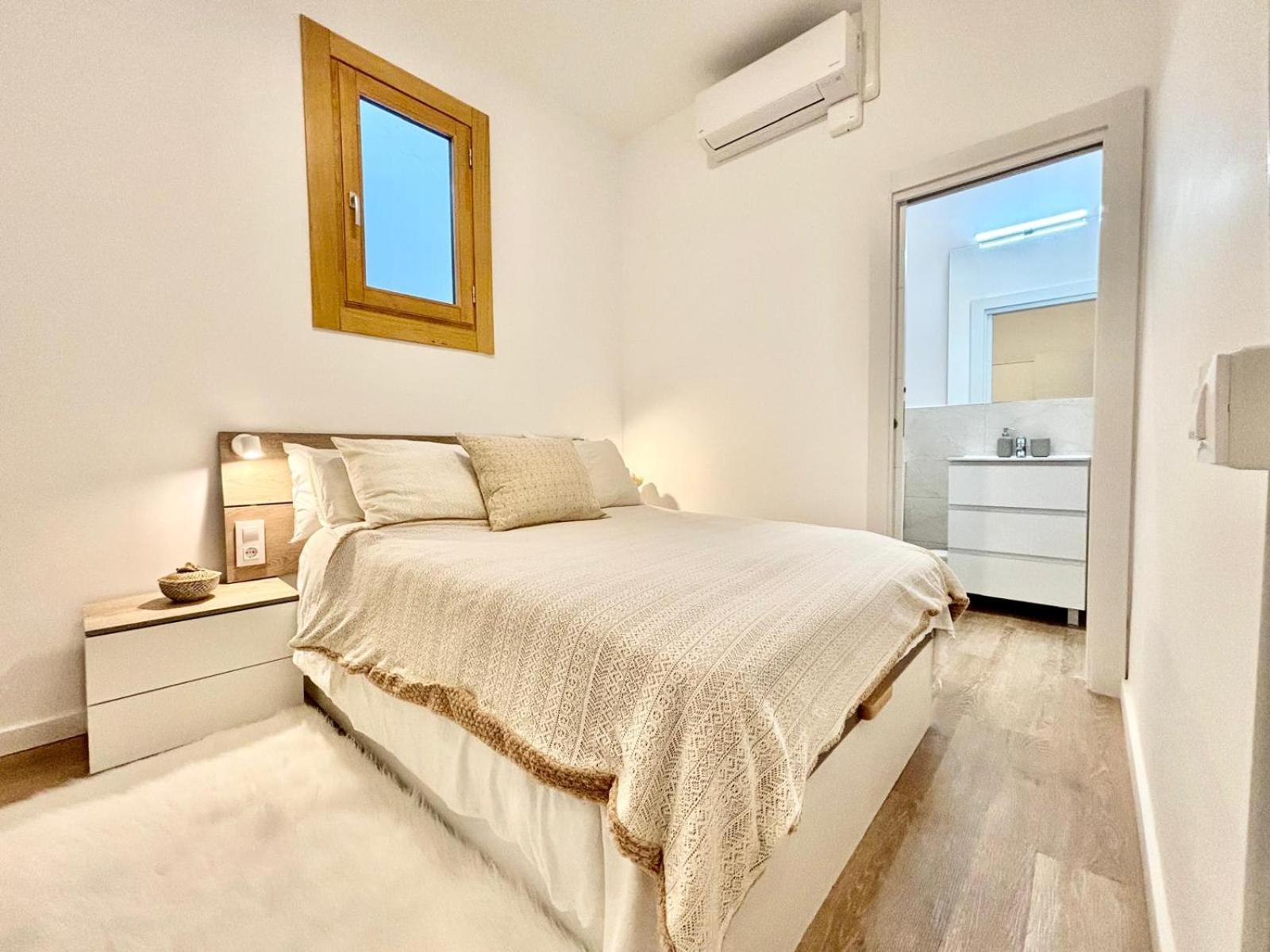 Piso En Gracia De 3 Dobles Suits Apartamento *