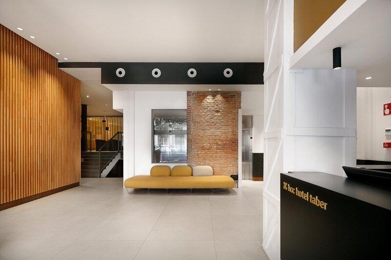 Hotel Hcc Taber 3*