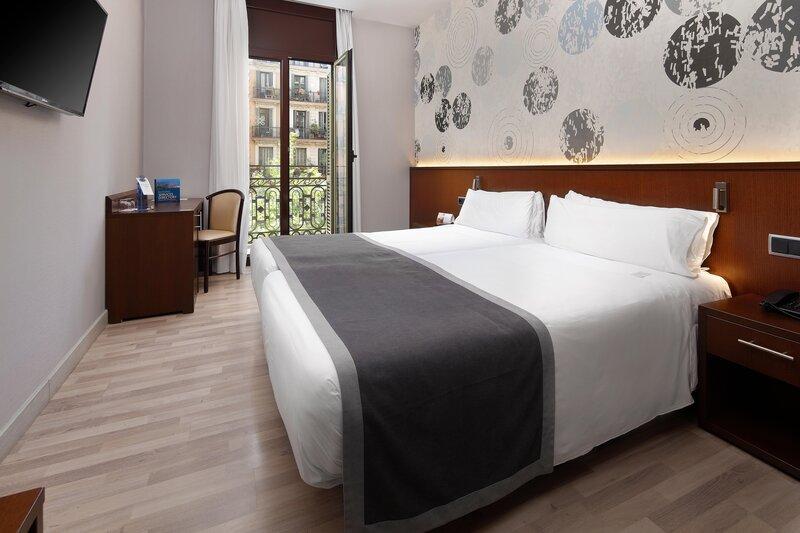 Hcc Taber Hotel 3*