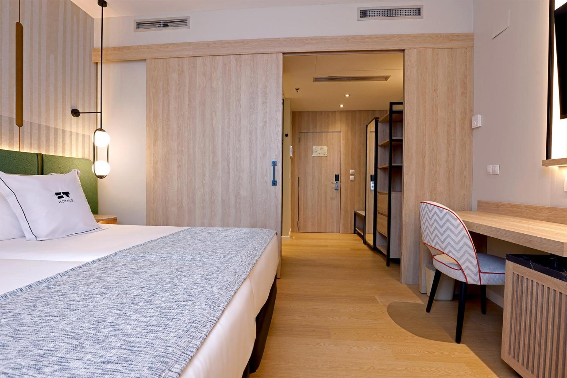 & Olimpica Hotel Barcelona