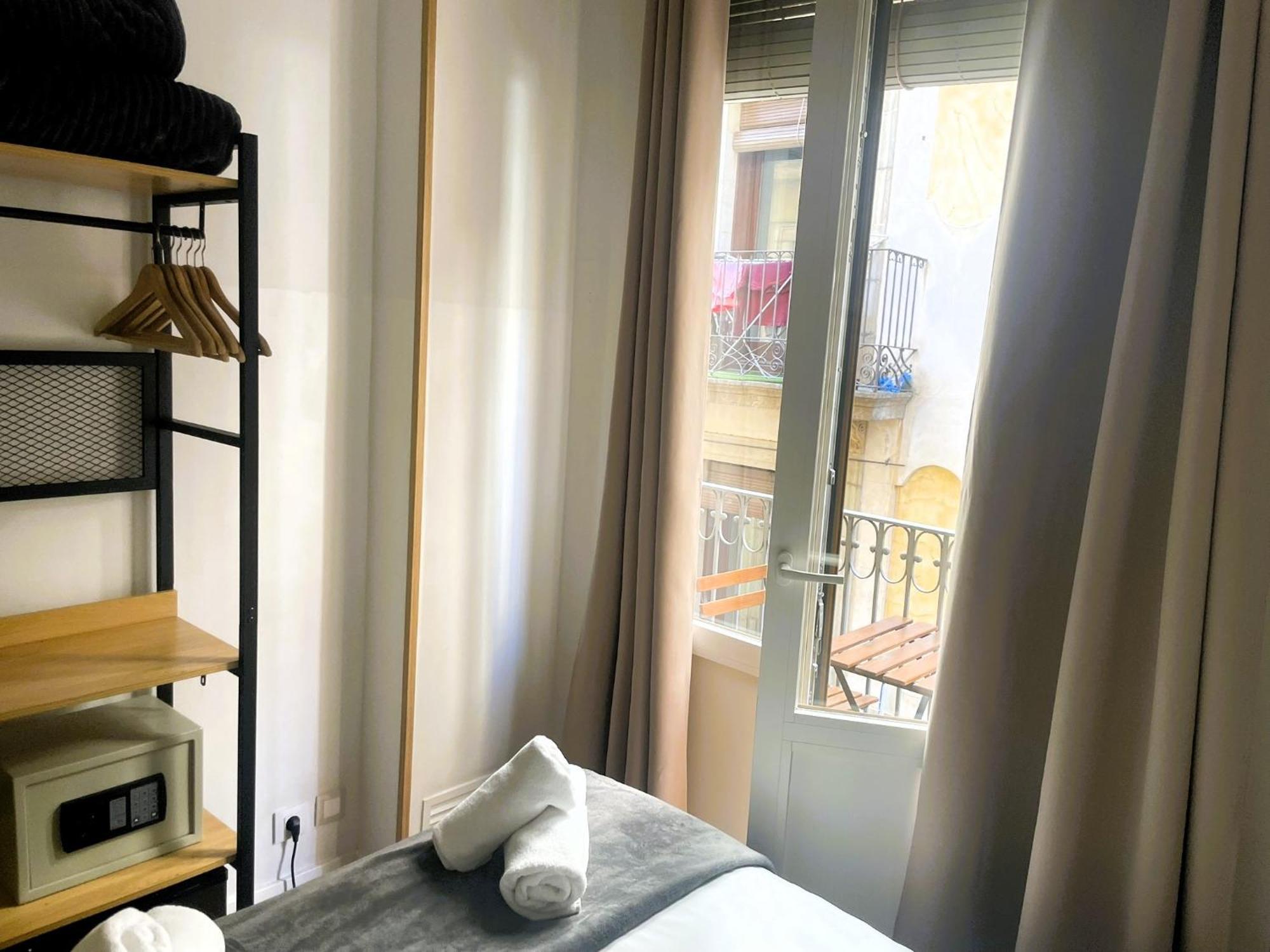 La Palmera 2* Barcelona