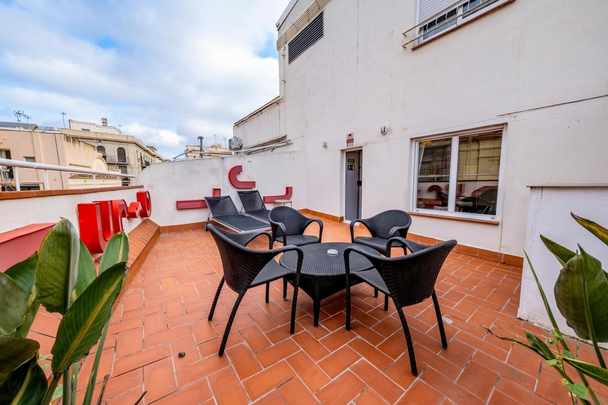 Ainb Sants Apartamento Barcelona