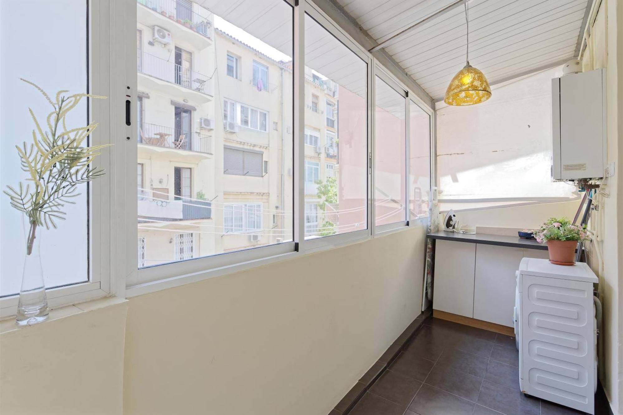 & Bright Apartment!! *