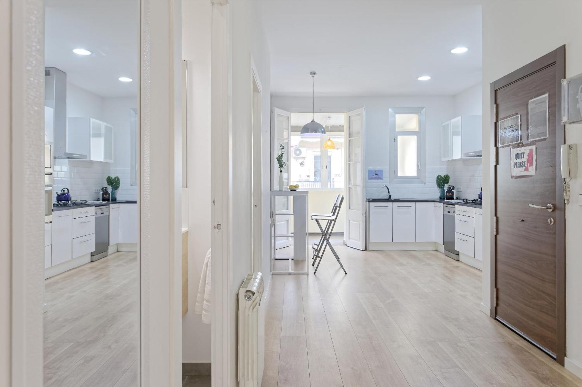 & Bright Apartment!! Apartamento Barcelona