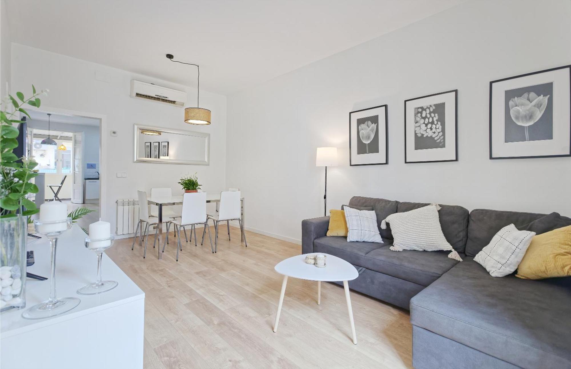 & Bright Apartment!! Barcelona