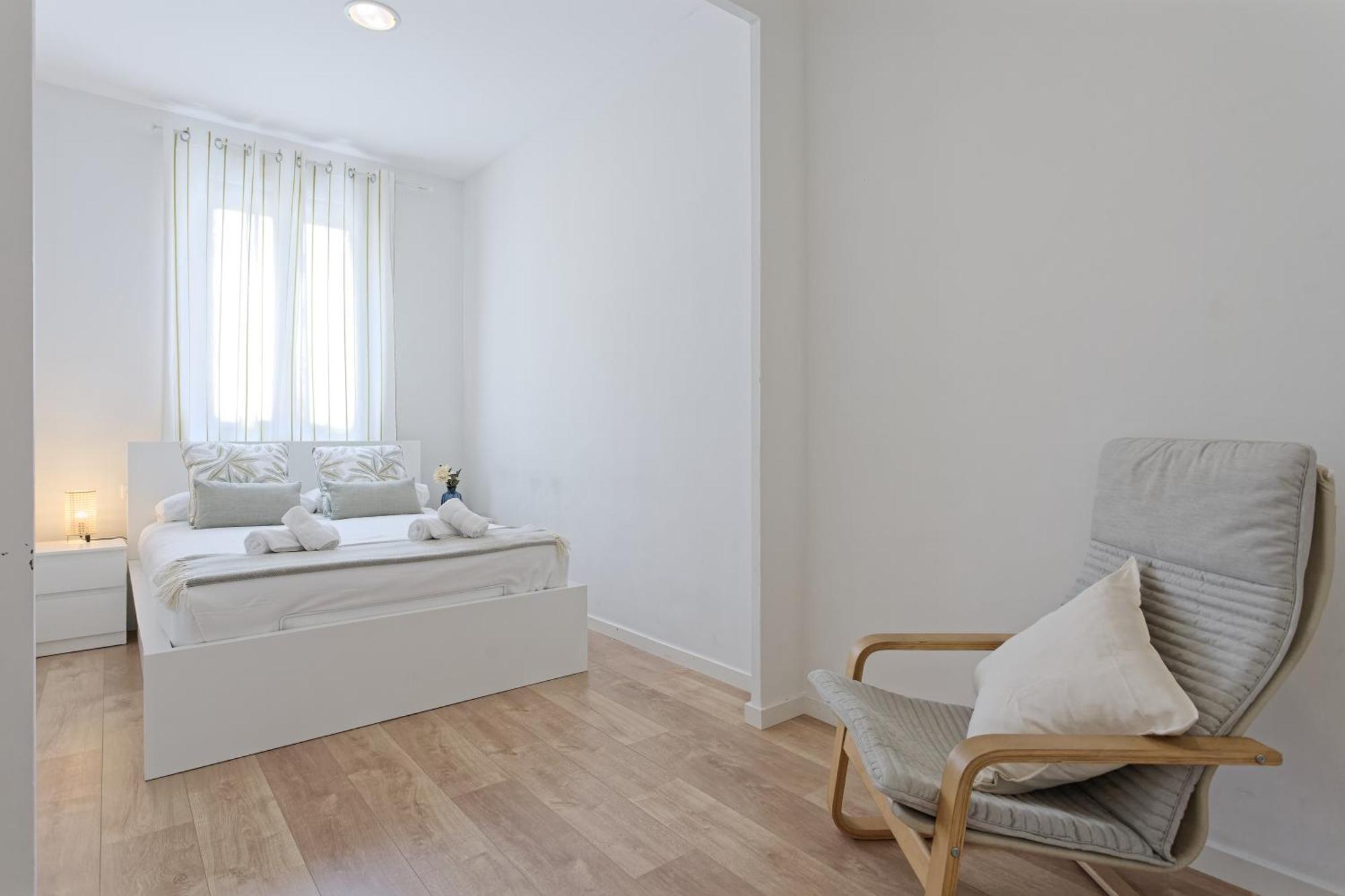 & Bright Apartment!! *