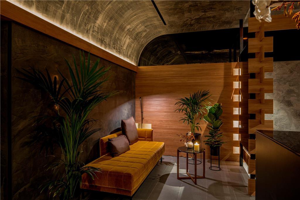Me Hotel 5*