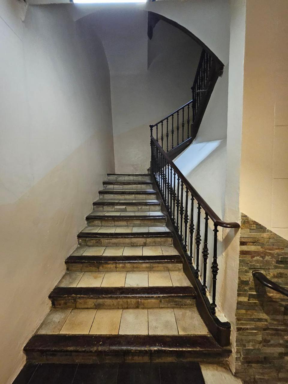 Family Flat Near Ramblas Bcn 5 Apartamento *