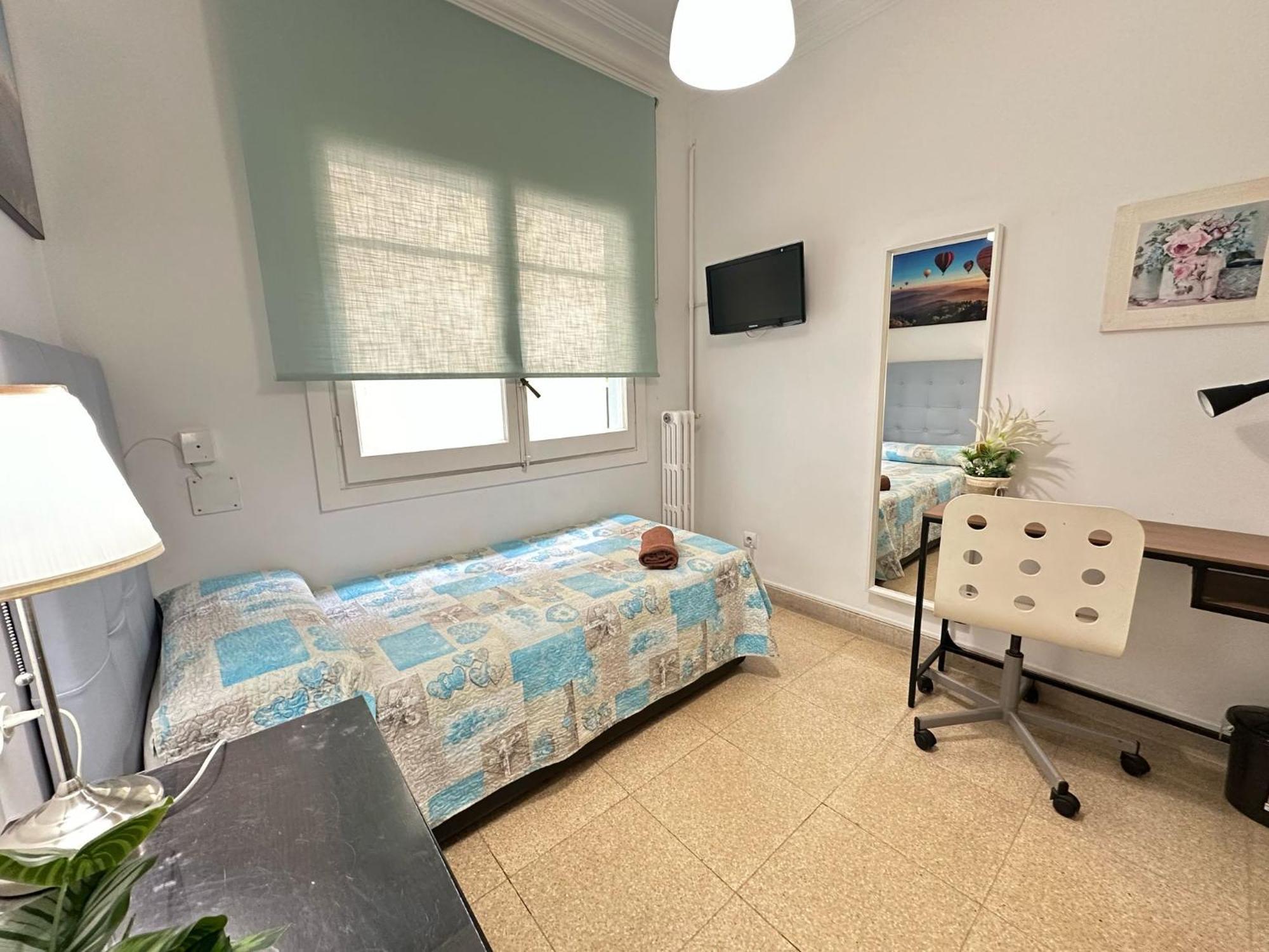 Nuevo Balmes Bed and breakfast Barcelona