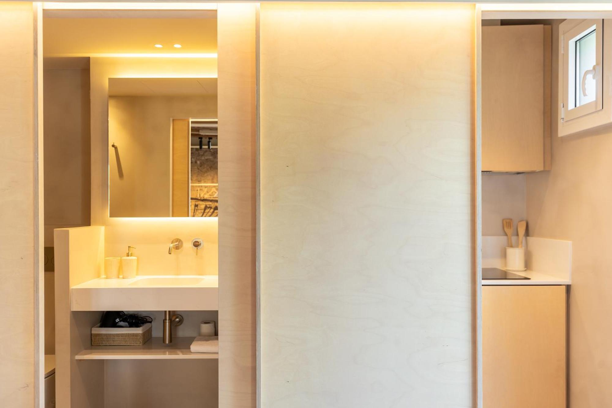 Deco Barcelona-born St. Apartment *