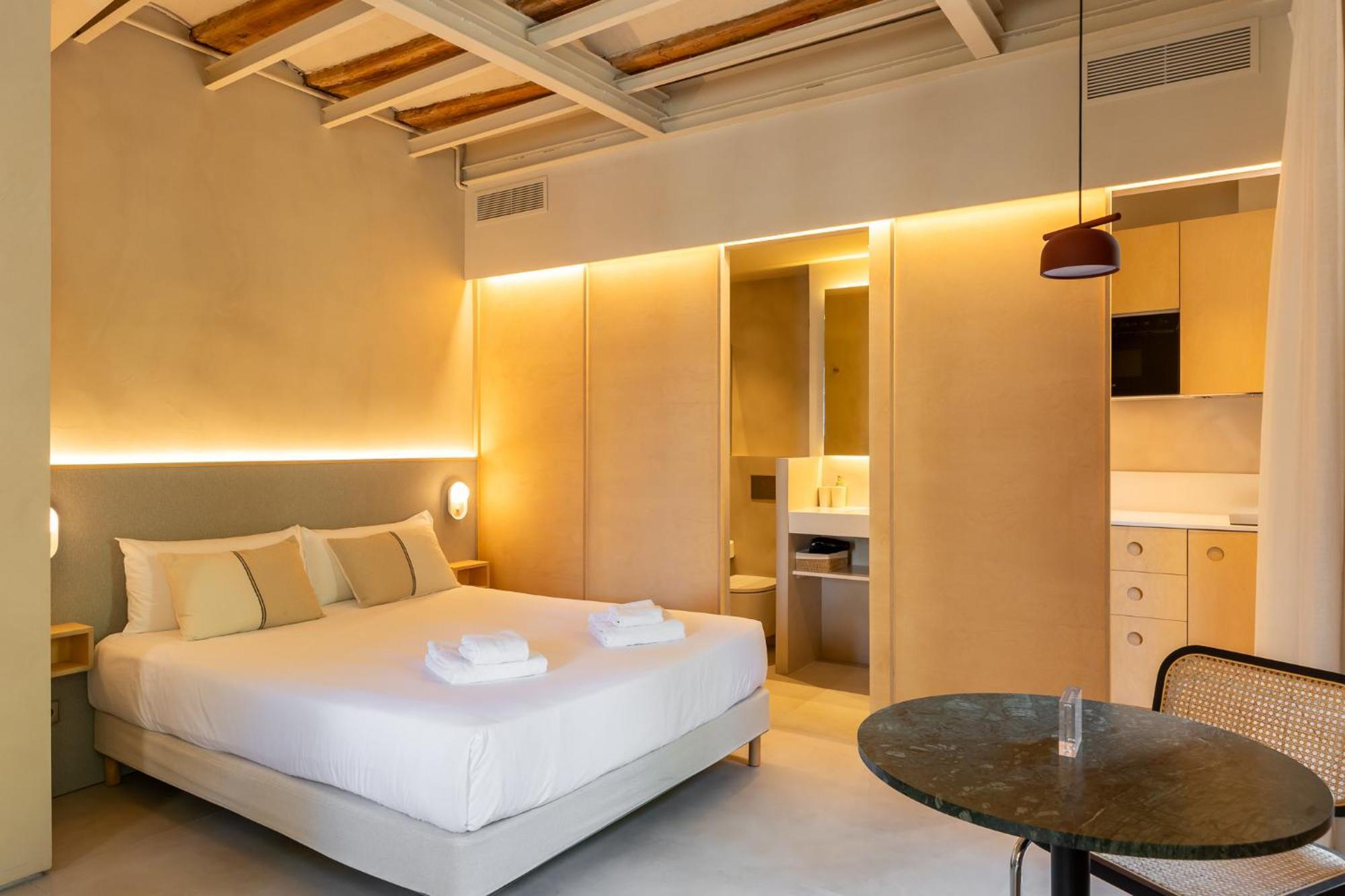 Deco Barcelona-born St. Apartment *