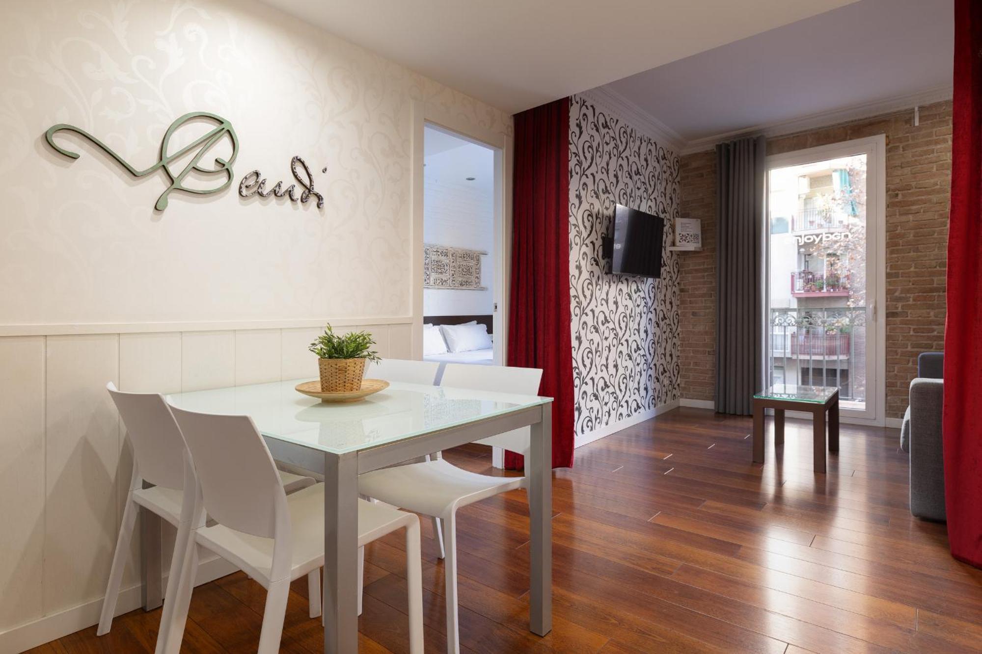 Enjoybcn Gaudi Apartamento *