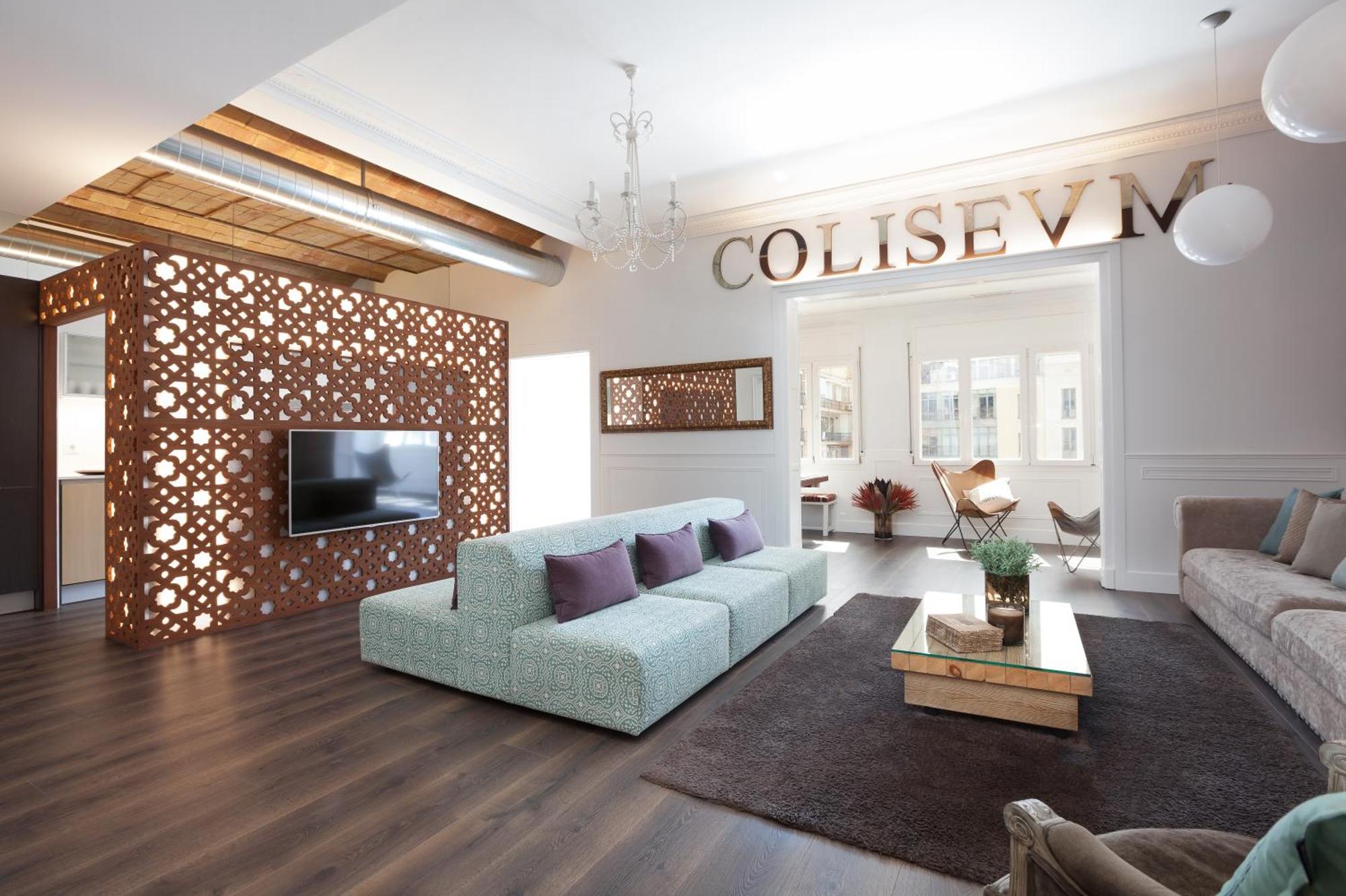 Enjoybcn Coliseum Apartamento