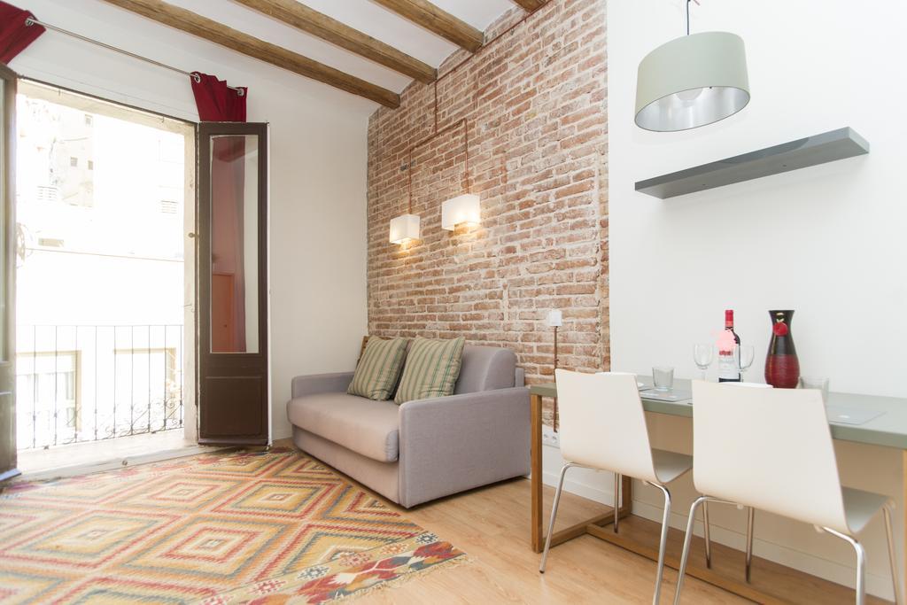 Sagrada Apartment