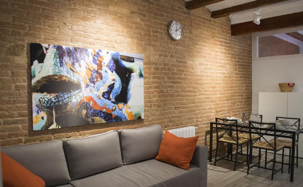 Happy People Ramblas Harbour Apartment