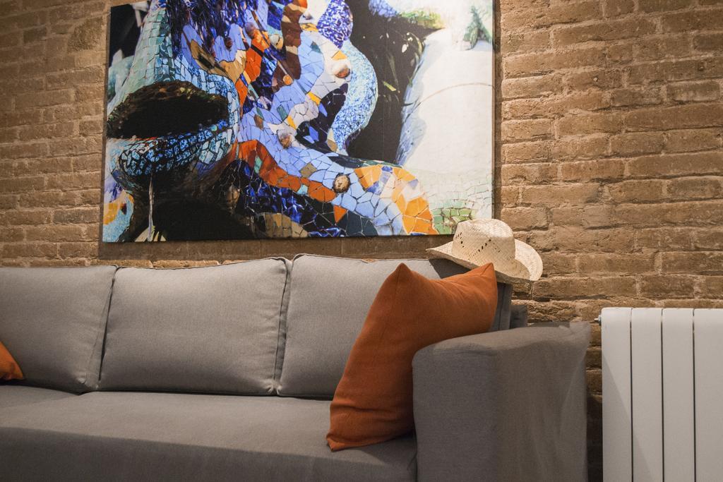 Happy People Ramblas Harbour Apartment Barcelona